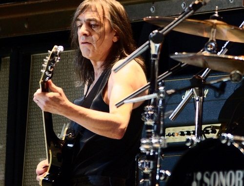 acdc rock or bust malcolm young