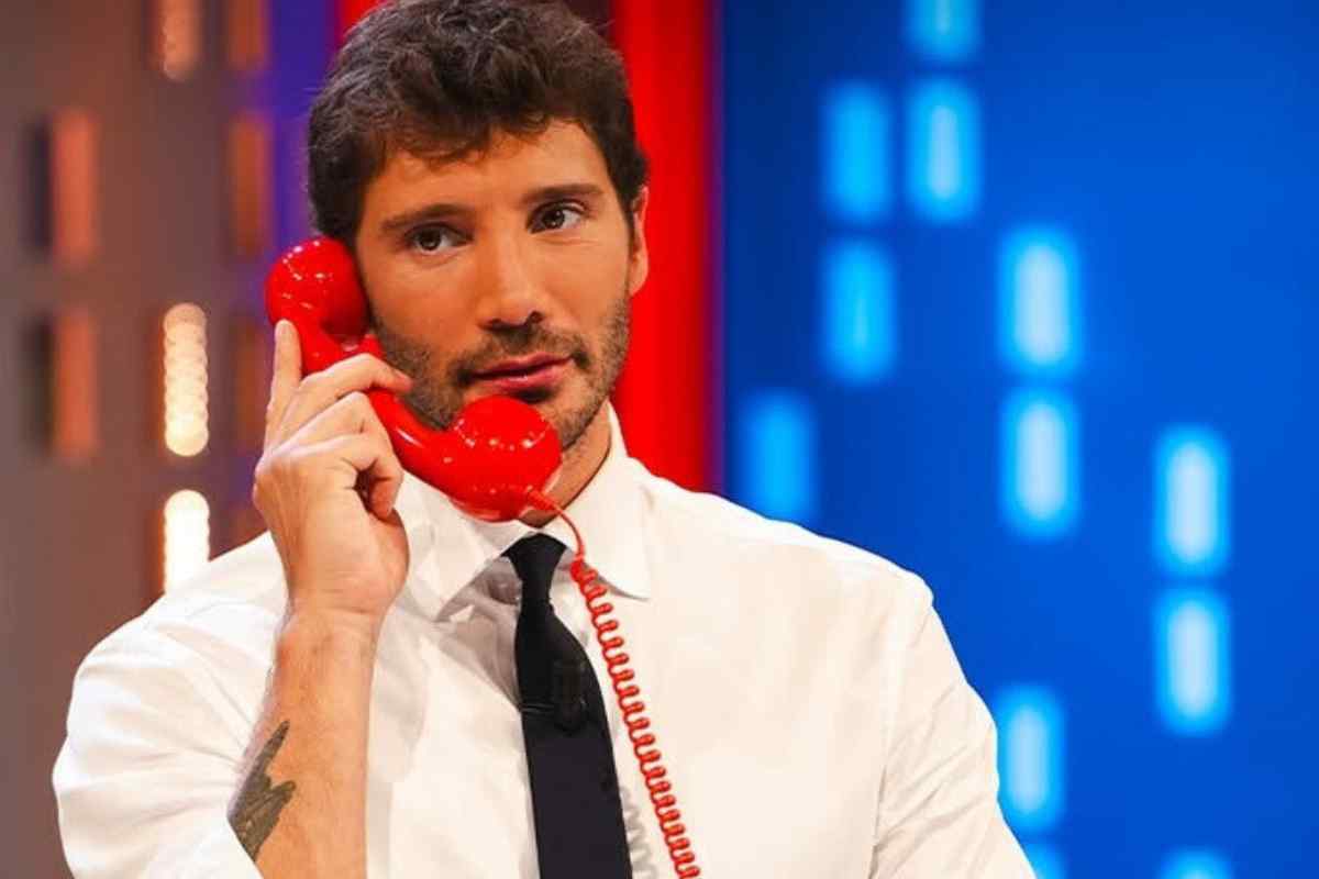 Stefano De Martino fuori da Affari Tuoi?